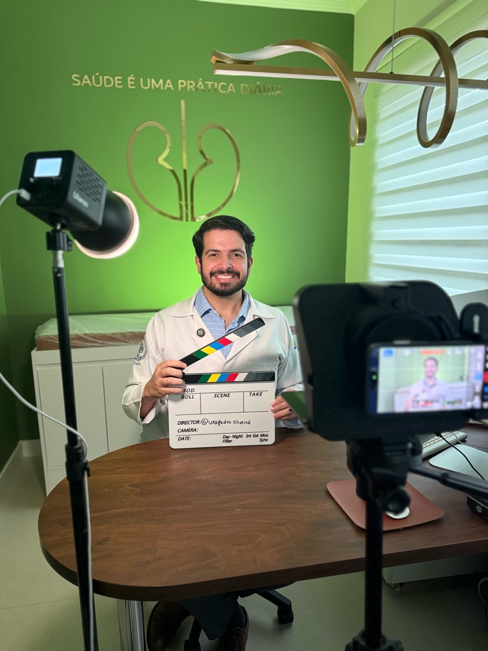 Dr. Pedro Oliveira em gravação com o Estúdio Onze